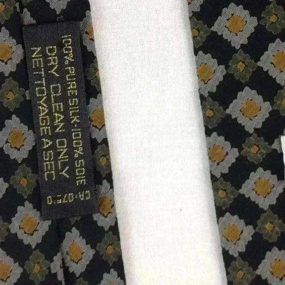 Giorgio Armani Green Silk Tie 57" x 4" - Picture 4 of 5